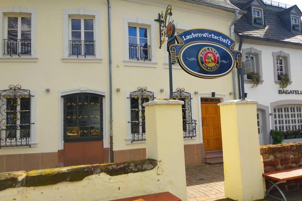 Pearl Studio Apart - King Bed - Netflix - Projector - Fast Wi-Fi Trier Exteriör bild