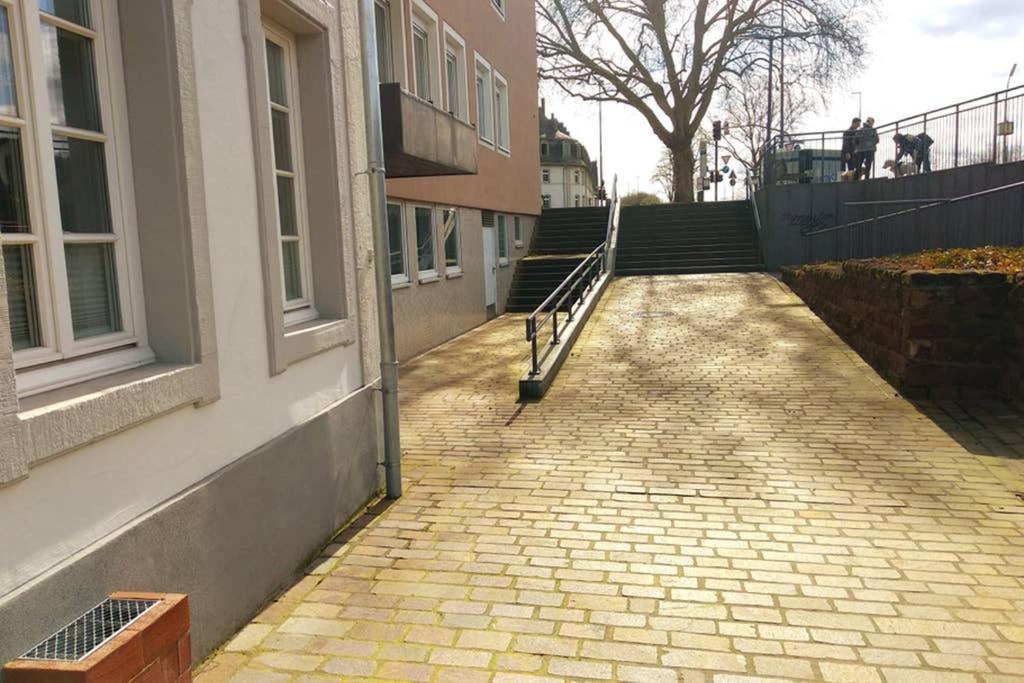 Pearl Studio Apart - King Bed - Netflix - Projector - Fast Wi-Fi Trier Exteriör bild